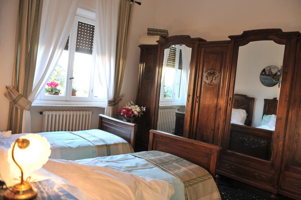 Villa Calcaterra Cameri Phòng bức ảnh